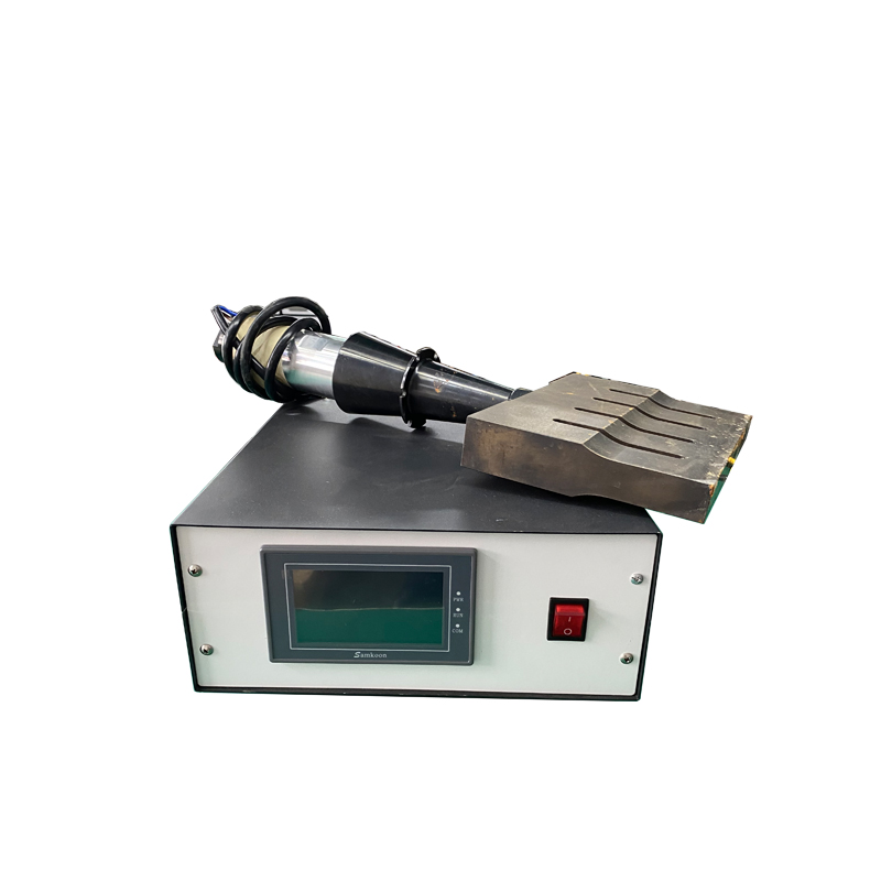 1200W 15KHZ Variable Frequency Ultrasonic Plastic Welding Transducer And Generator For Plastic Welder