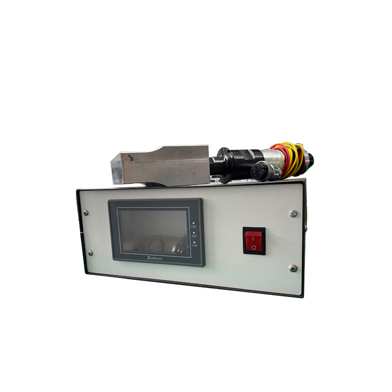 1500W 15KHZ Industrial Ultrasonic Plastic Welding Transducer And Generator For Plastic Welder