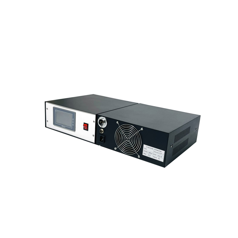 2600W High Power Automatic Frequency Tracking Ultrasonic Welding Generator For Ultrasonic Welding Machine